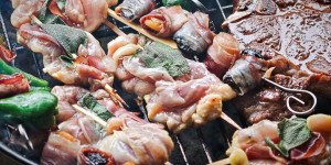 Beitragsbild des Blogbeitrags Saltimbocca Huhn Grill, schnell und einfach gemacht, ein Hingucker! 