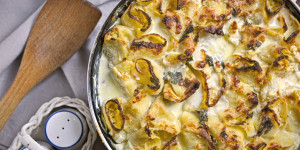 Beitragsbild des Blogbeitrags Kürbis Cannelloni mit Salbei, absolut ein Genuss aus der Auflaufform!