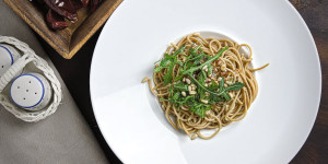 Beitragsbild des Blogbeitrags Lowcarb Spaghetti Gorgonzola Ruccola, so gehts und es schmeckt! 