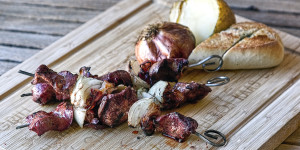 Beitragsbild des Blogbeitrags Leber Spieße vom Grill, die unterschätzte Innerei, einfach und absolut schmackhaft!