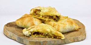 Beitragsbild des Blogbeitrags Kürbis Golatschen, der herzhaft gefüllte Partysnack oder Mahlzeit zwischendurch!