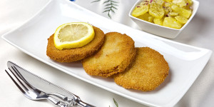 Beitragsbild des Blogbeitrags Kohlrabi Schnitzel, gebackener Genuss ohne Fleisch, ganz einfach gemacht!