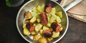 Beitragsbild des Blogbeitrags Ufokürbis Kartoffel Pfanne, optimal als Beilage zu gegrilltem Fleisch oder Fisch! 