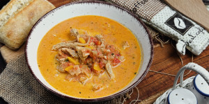 Beitragsbild des Blogbeitrags Die schnelle Gyrossuppe, absolut der Genuss mit wenig Aufwand, fertig in 25 Minuten!