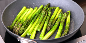 Beitragsbild des Blogbeitrags Spargel Wissenswertes inkl. 5 einfacher Rezepte, Genuss hat Saison, kurz und gut!