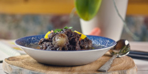 Beitragsbild des Blogbeitrags Ochsenschwanzsuppe, fast vergessener Genuss vom Kuhende, alte Hausmannskost!
