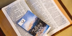 Beitragsbild des Blogbeitrags Klar und offen über das Wort Gottes sprechen