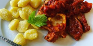 Beitragsbild des Blogbeitrags Osso Bucco mit Gnocchi