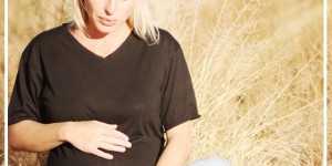 Beitragsbild des Blogbeitrags Mütter im Burnout | Profi-Tipps: So seid ihr der Mehrfachbelastung beim Wiedereinstieg gewachsen + Achtsamkeitübung