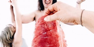 Beitragsbild des Blogbeitrags Woher kommt unser Fleisch? | BIO Fleisch zu kaufen ist Wertschätzung an uns, unserer Umwelt und jedes einzelne Tier 