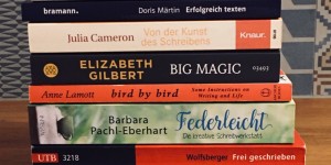 Beitragsbild des Blogbeitrags #Autorinnenschuber – Frauen, die über das Schreiben schreiben 