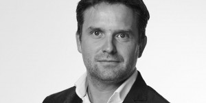 Beitragsbild des Blogbeitrags Autor_innen im Gespräch 2: Klaus Rafenstein („Der Weg zur exzellenten Führungskraft – Leuchtturm sein!“)