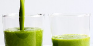 Beitragsbild des Blogbeitrags Einfacher grüner Smoothie mit Spinat