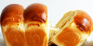 Beitragsbild des Blogbeitrags Luftiges Hokkaido Milchbrot – aus meinem Kochbuch