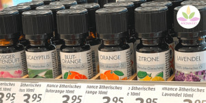 Beitragsbild des Blogbeitrags ÄTHERISCHE ÖLE AUS DEM DROGERIEMARKT: TOP ODER FLOP?