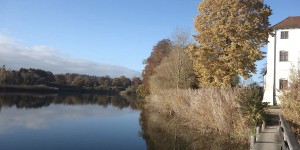 Beitragsbild des Blogbeitrags Kloster Seeon, Chiemgau: Mein achtsames Yogawochenende im Benediktinerkloster 