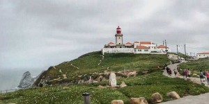 Beitragsbild des Blogbeitrags TRAVELosphy: Cabo da Roca, Portugal – Gedanken am Rande der Welt 