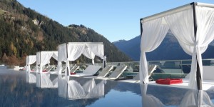 Beitragsbild des Blogbeitrags FYT Yogareise: Yoga & Detox Retreat mit Julia Lietz im Stockresort im Zillertal