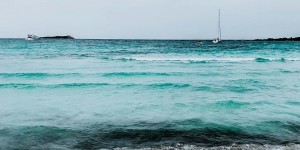 Beitragsbild des Blogbeitrags Heilsame Rituale für die rastlose Seele // Sardinien