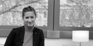 Beitragsbild des Blogbeitrags Isabell Claus – Gründerin & Geschäftsführerin thinkers.ai – „Klick hier zum Honigtopf“ 