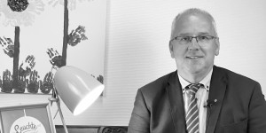 Beitragsbild des Blogbeitrags Peter Heininger – Ärztliche Direktion BKH Schwaz – „Reanimation in der Strandbar“