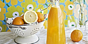 Beitragsbild des Blogbeitrags Vitaminreicher Orangensirup 