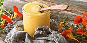 Beitragsbild des Blogbeitrags Ayurvedisches Ghee - einfach selbst gemacht 