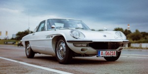 Beitragsbild des Blogbeitrags Frisch restaurierter Mazda Cosmo Sport geht in Hamburg an den Start