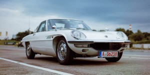 Beitragsbild des Blogbeitrags Frisch restaurierter Mazda Cosmo Sport geht in Hamburg an den Start 