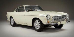 Beitragsbild des Blogbeitrags Techno Classica 2018: Volvo zeigt den P 1800 S von Roger Moore 