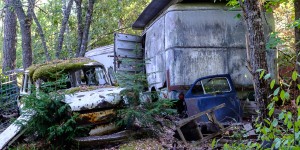 Beitragsbild des Blogbeitrags Der Autofriedhof von Båstnäs