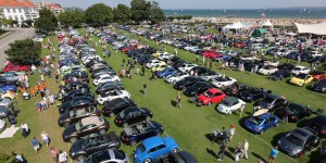 Beitragsbild des Blogbeitrags Beetle-Sunshinetour leuchtet im Meer der Lichterketten