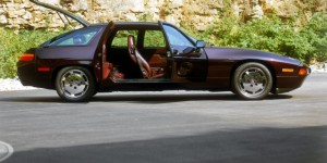 Beitragsbild des Blogbeitrags Im Rückspiegel: Der Porsche Taycan und seine Vorfahren 
