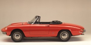 Beitragsbild des Blogbeitrags 110 Jahre Alfa Romeo (5): Der Spider erobert die Leinwand 