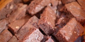 Beitragsbild des Blogbeitrags American Weed Brownies mit Cannabis 
