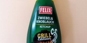 Beitragsbild des Blogbeitrags FELIX - KETCHUP: MIT ZWIEBEL & KNOBLAUCH? HÄLT ES AUCH VAMPIRE FERN?