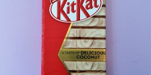 Beitragsbild des Blogbeitrags KitKat - A TASTE OF DELICIOUS COCONUT: IST DER GESCHMACK FÜR KOKOSFANS INTENSIV GENUG? 