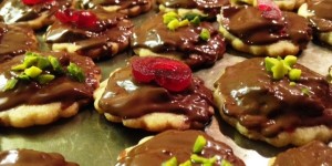 Beitragsbild des Blogbeitrags 5 Gründe selber Kekse zu backen