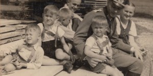 Beitragsbild des Blogbeitrags Derschmidt: Sag du es deinem Kinde 2