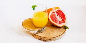 Beitragsbild des Blogbeitrags Selbstgemachter Fruchtsaft für starke Abwehrkräfte