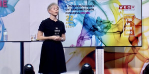 Beitragsbild des Blogbeitrags Unternehmerinnenkongress: „Digitale Micro Moments“ & Aufbruch in die Zukunft