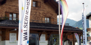 Beitragsbild des Blogbeitrags Walserherbst im Biosphärenpark Großes Walsertal: Kultur, Natur & Kreativ Reisen in Vorarlberg.