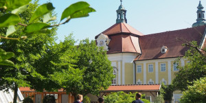 Beitragsbild des Blogbeitrags Unterwegs im Klösterreich: [Gartenakademie] Stift Seitenstetten 