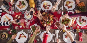 Beitragsbild des Blogbeitrags Drei Wege für entspannte Familientreffen zu Weihnachten