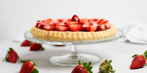 Beitragsbild des Blogbeitrags Erdbeertorte … (vegan)