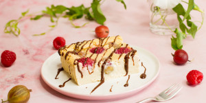 Beitragsbild des Blogbeitrags Protein-Cheesecake ohne Boden … (vegan)