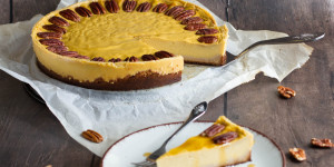 Beitragsbild des Blogbeitrags Kürbis-Apfel-Tarte … (vegan)