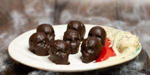 Beitragsbild des Blogbeitrags Halloween Cakepops … (vegan)