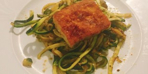 Beitragsbild des Blogbeitrags Polardorsch mit Zucchininudeln (grün)