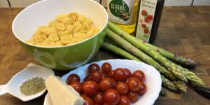 Beitragsbild des Blogbeitrags Nudelsalat Tricolore 